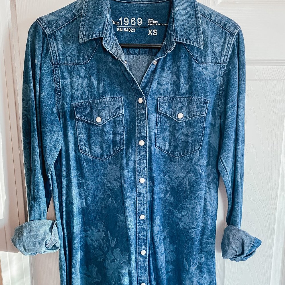 Gap Long Sleeve Floral Denim Snap Dress XS